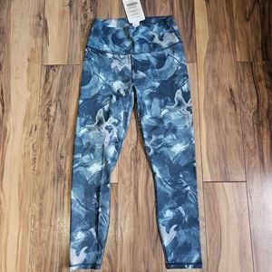 Fabletics High Waisted Powerhold Leggings 7/8 Size small